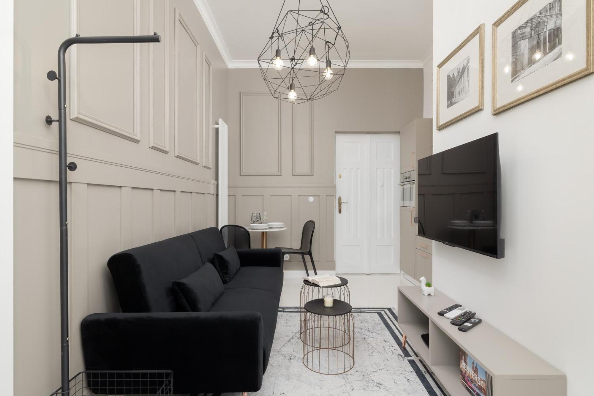One-Bedroom Deluxe Apartment